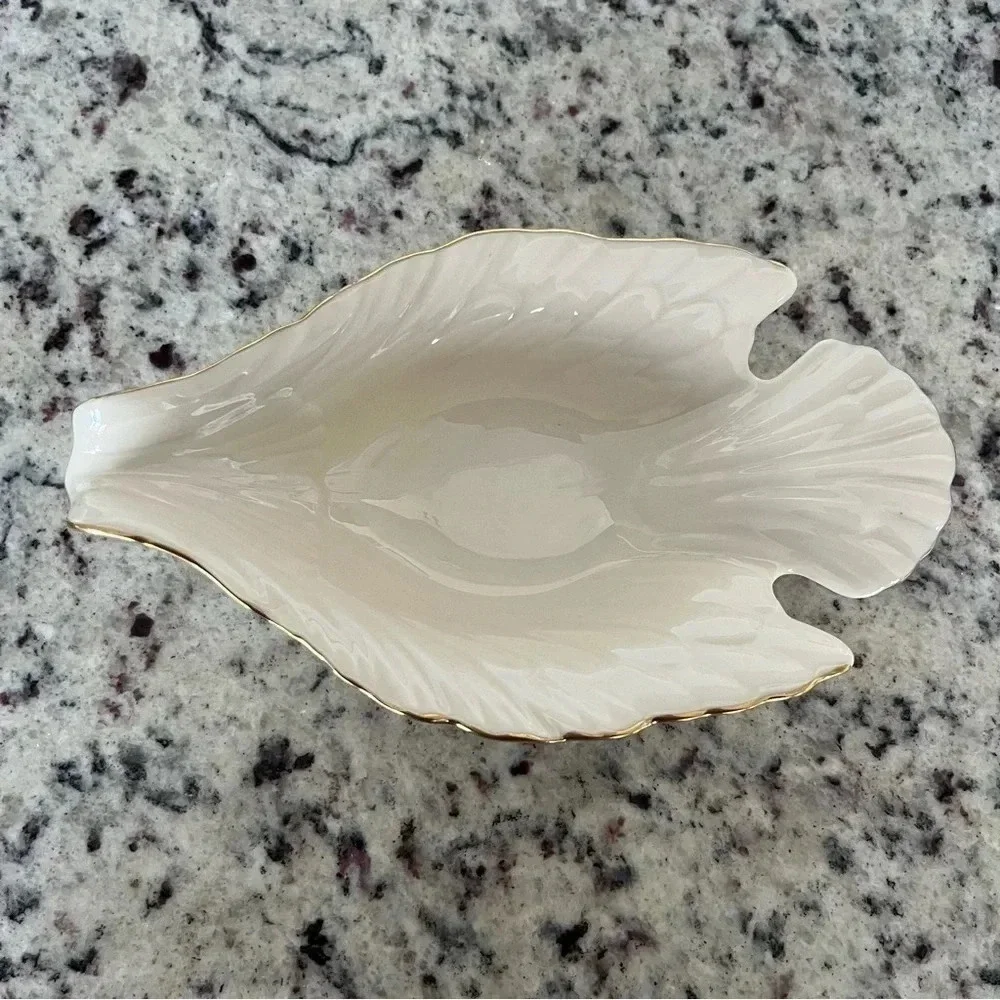 Lenox USA Beige Porcelain Dove Bird Figural Sauce or Candy Bowl Dish w/ 24K Gold